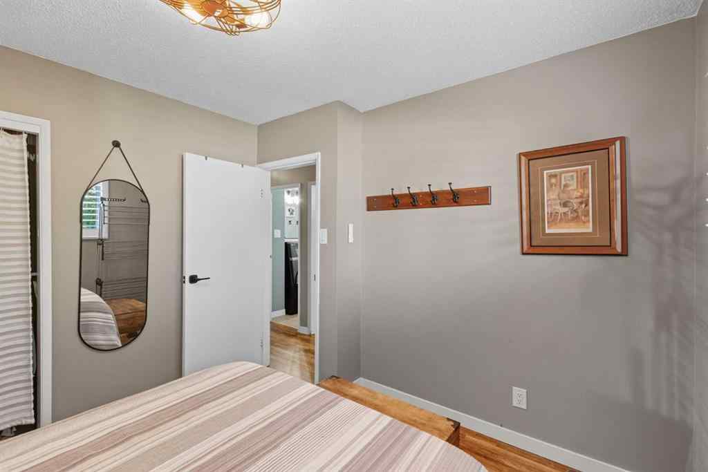 MLS® A2259765 - 83 Brazeau Crescent SW in Braeside Calgary, Residential