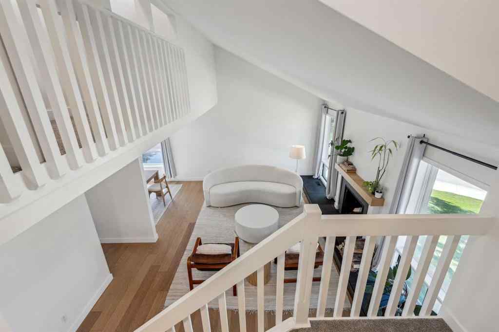 MLS® A2259768 - 4 Coach Ridge Close SW in Coach Hill Calgary, Residential