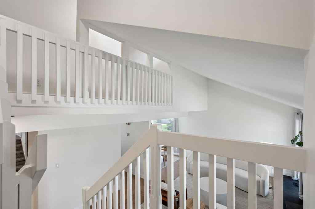 MLS® A2259768 - 4 Coach Ridge Close SW in Coach Hill Calgary, Residential