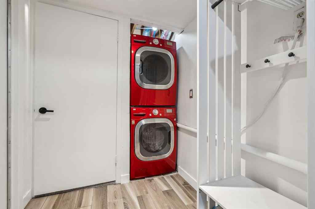 MLS® A2259768 - 4 Coach Ridge Close SW in Coach Hill Calgary, Residential