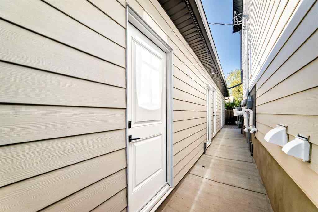 MLS® A2259773 - 2121 13 Street NW in Capitol Hill Calgary, Residential