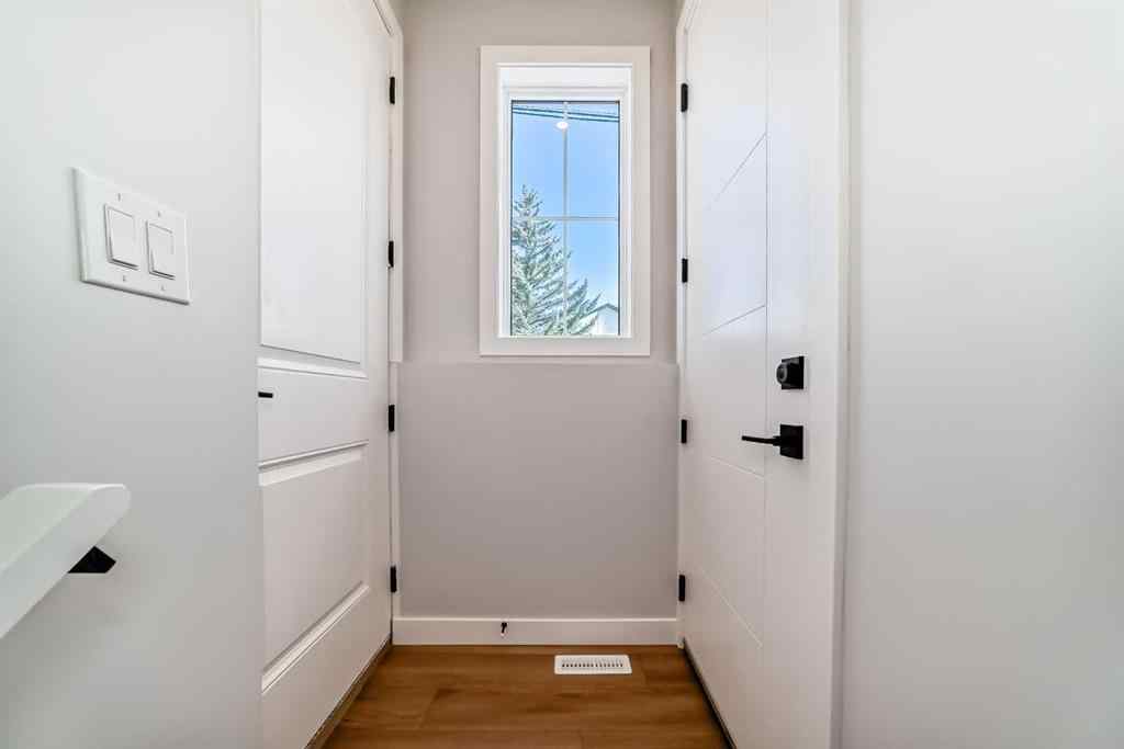 MLS® A2259773 - 2121 13 Street NW in Capitol Hill Calgary, Residential