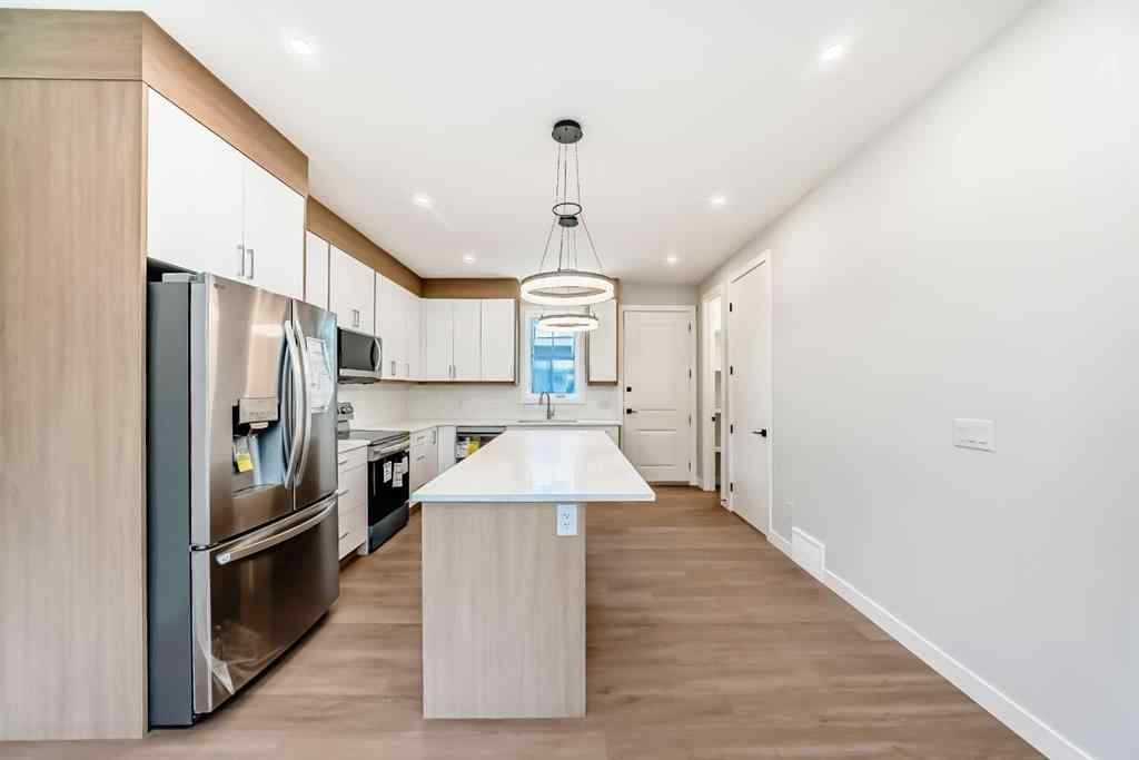 MLS® A2259773 - 2121 13 Street NW in Capitol Hill Calgary, Residential