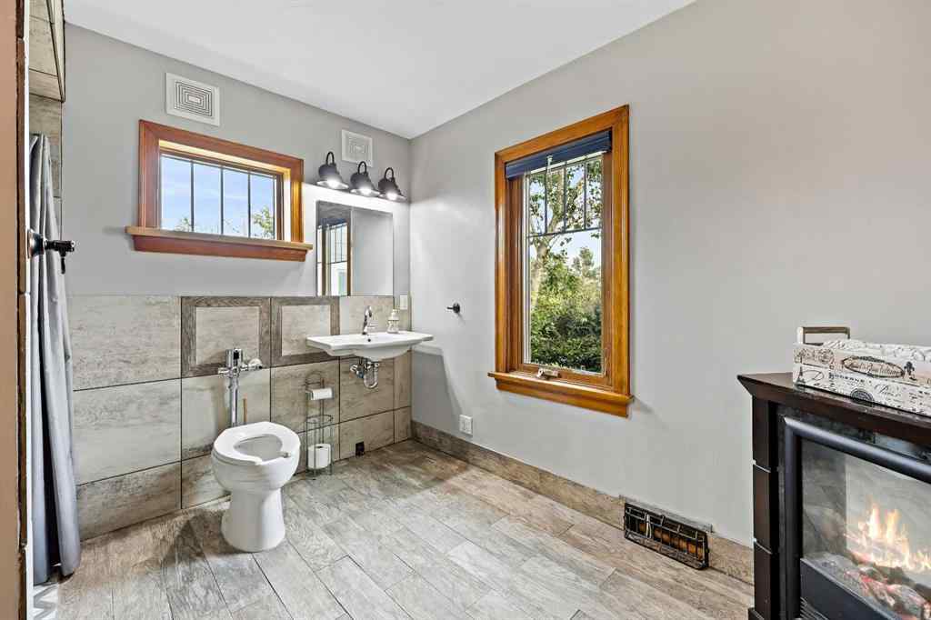 MLS® A2259779 - 283242 Township Road 260   in NONE Rural Rocky View County, Residential