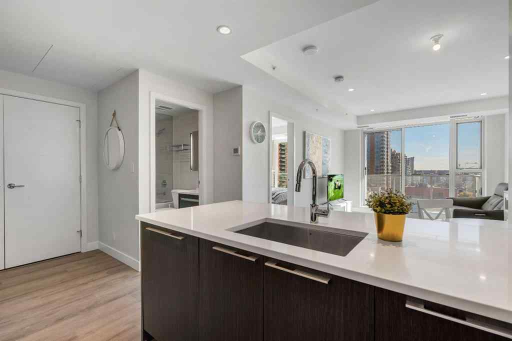 MLS® A2259781 - Unit #1004 930 16 Avenue SW in Beltline Calgary, Residential