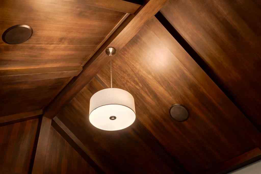 MLS® A2259782 - 4 Aspen Ridge Bay SW in Aspen Woods Calgary, Residential