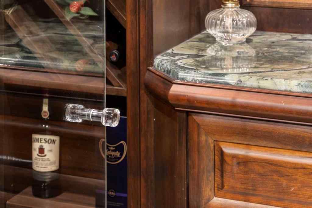 MLS® A2259782 - 4 Aspen Ridge Bay SW in Aspen Woods Calgary, Residential