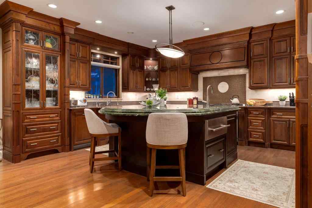 MLS® A2259782 - 4 Aspen Ridge Bay SW in Aspen Woods Calgary, Residential