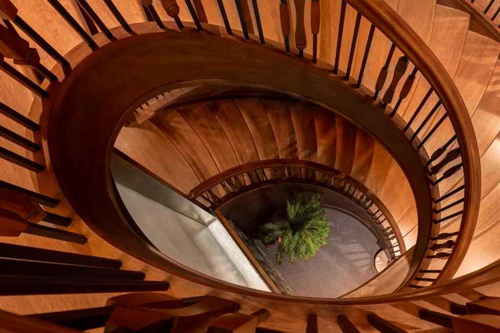 MLS® A2259782 - 4 Aspen Ridge Bay SW in Aspen Woods Calgary, Residential