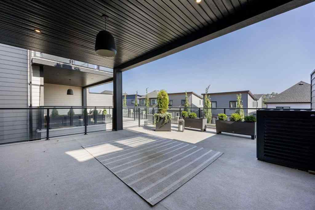 MLS® A2259791 - 3044 85 Street SW in Springbank Hill Calgary, Residential