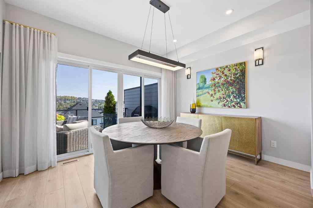 MLS® A2259791 - 3044 85 Street SW in Springbank Hill Calgary, Residential