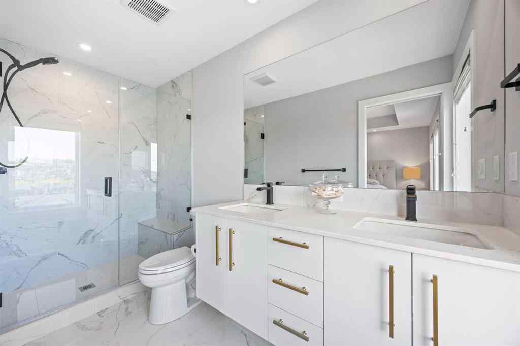 MLS® A2259791 - 3044 85 Street SW in Springbank Hill Calgary, Residential