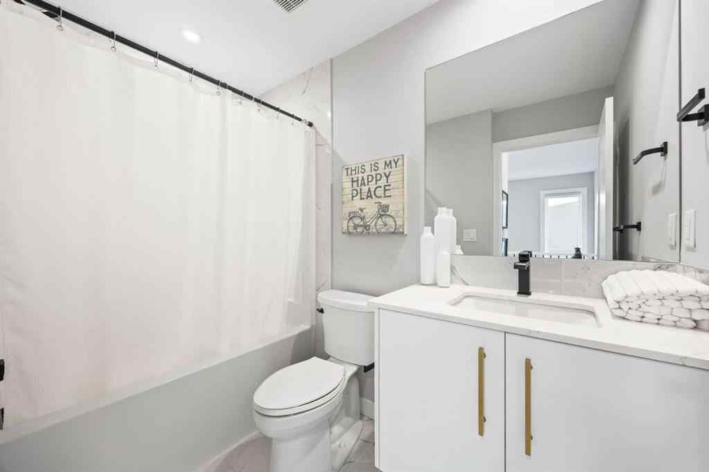 MLS® A2259791 - 3044 85 Street SW in Springbank Hill Calgary, Residential