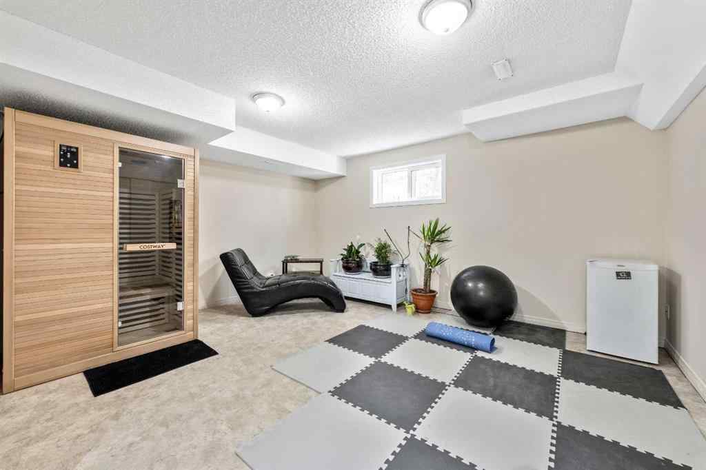 MLS® A2259804 - 135 Westridge Close  in Westridge Okotoks, Residential