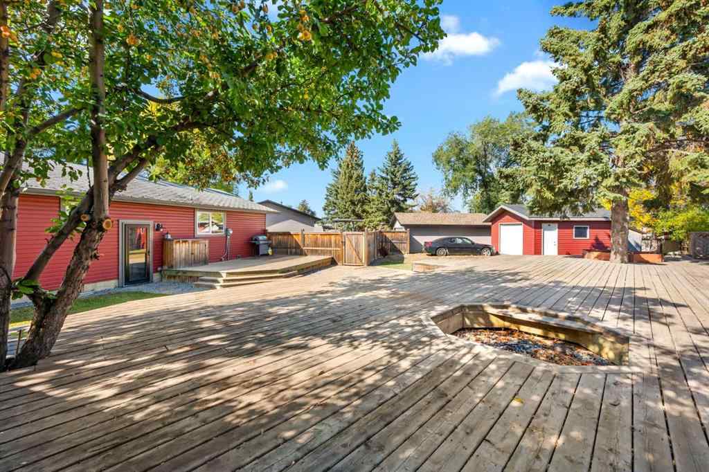 MLS® A2259812 - 3313 53 Avenue  in Steele Heights Lloydminster, Residential