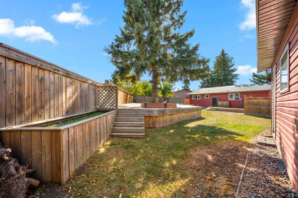 MLS® A2259812 - 3313 53 Avenue  in Steele Heights Lloydminster, Residential