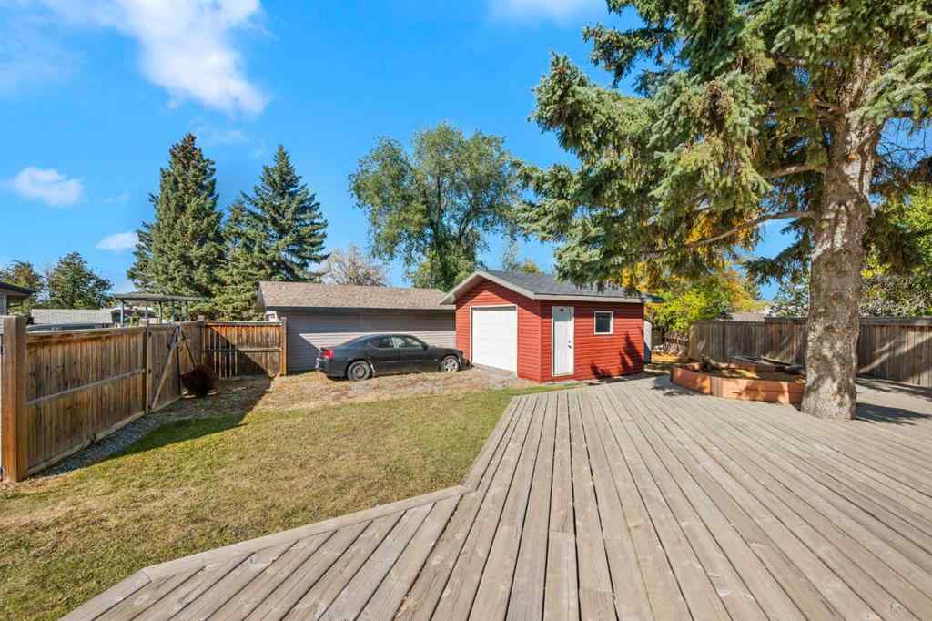 MLS® A2259812 - 3313 53 Avenue  in Steele Heights Lloydminster, Residential
