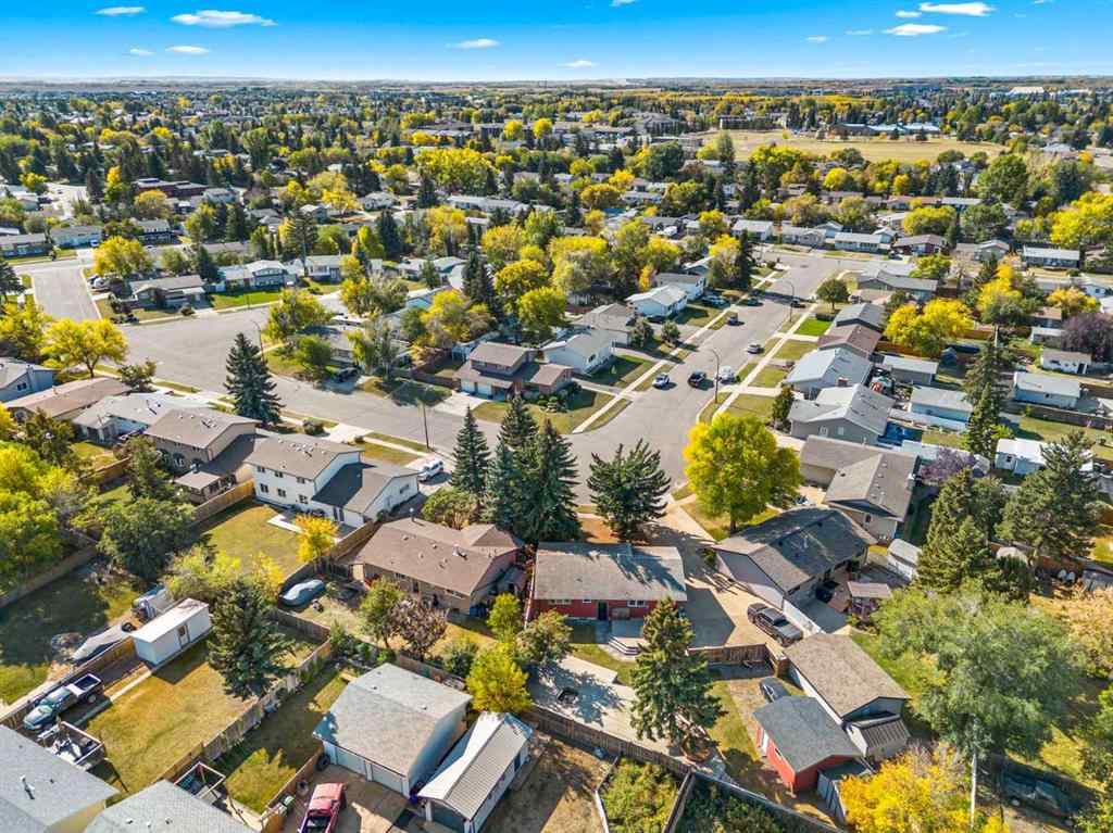 MLS® A2259812 - 3313 53 Avenue  in Steele Heights Lloydminster, Residential