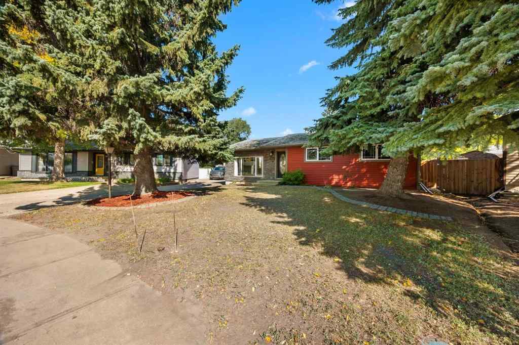 MLS® A2259812 - 3313 53 Avenue  in Steele Heights Lloydminster, Residential