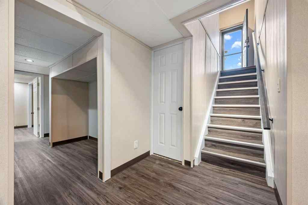 MLS® A2259812 - 3313 53 Avenue  in Steele Heights Lloydminster, Residential