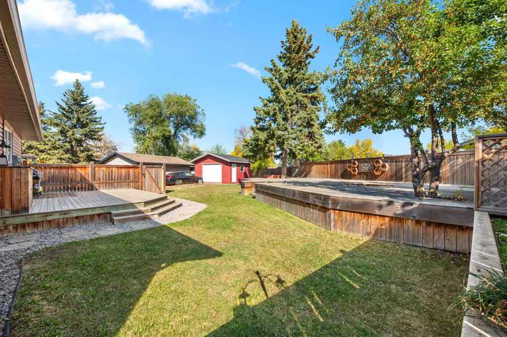 MLS® A2259812 - 3313 53 Avenue  in Steele Heights Lloydminster, Residential