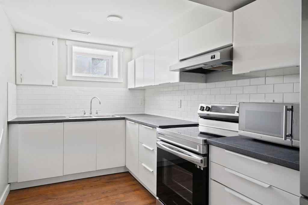 MLS® A2259814 - 192 Dovercliffe Way SE in Dover Calgary, Residential