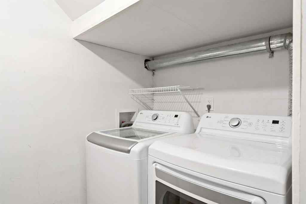 MLS® A2259814 - 192 Dovercliffe Way SE in Dover Calgary, Residential