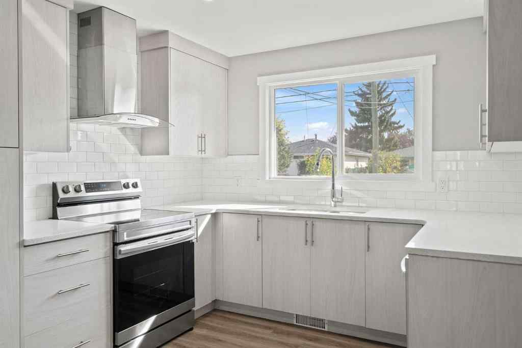 MLS® A2259814 - 192 Dovercliffe Way SE in Dover Calgary, Residential
