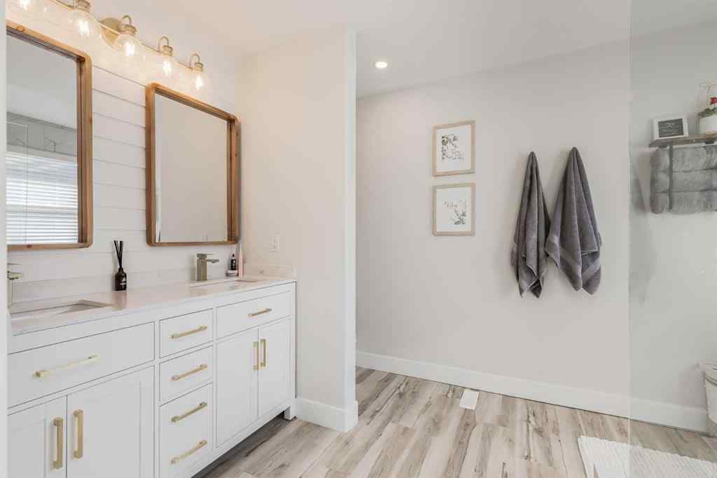 MLS® A2259815 - 127 Canoe Place SW in Canals Airdrie, Residential