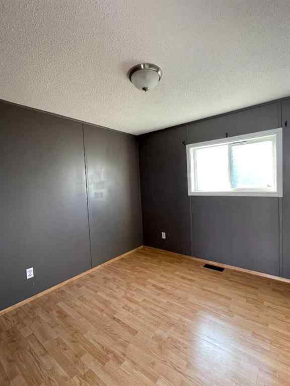 MLS® A2259816 - 10615 99   in NONE High Level, Residential