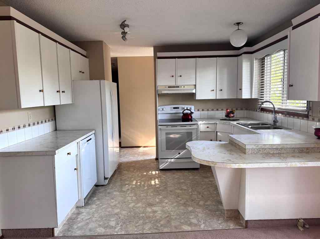 MLS® A2259829 - 3803 62 Street  in Marler Camrose, Residential