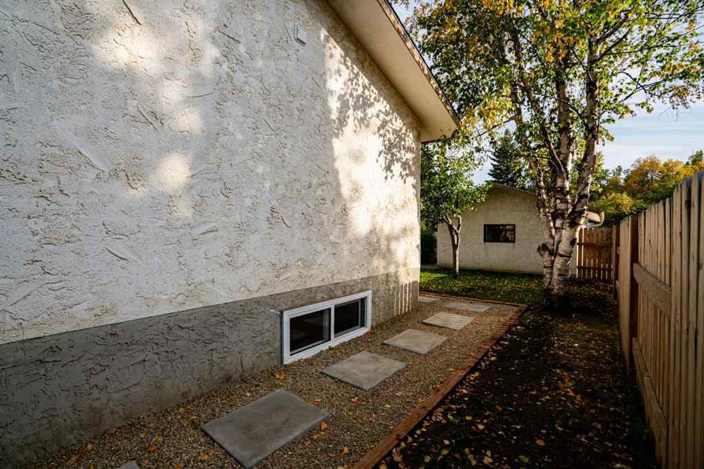 MLS® A2259835 - 6209 42 Avenue  in Marler Camrose, Residential