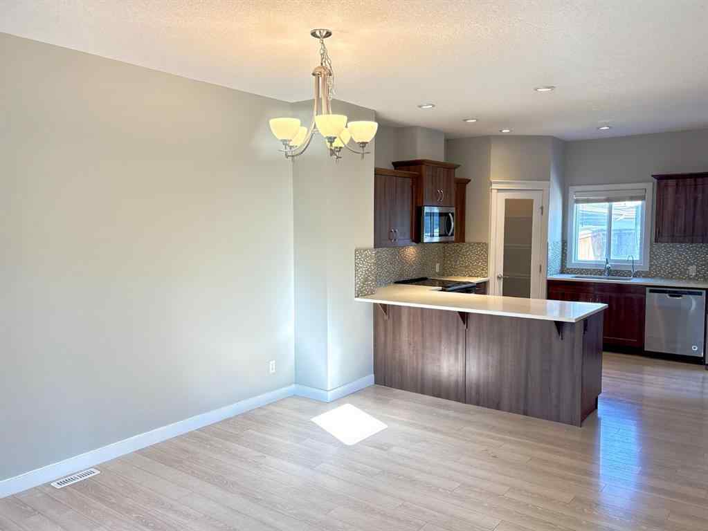 MLS® A2259841 - 2744 KINGS HEIGHTS Gate SE in Ravenswood Airdrie, Residential