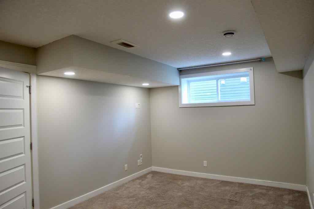 MLS® A2259841 - 2744 KINGS HEIGHTS Gate SE in Ravenswood Airdrie, Residential