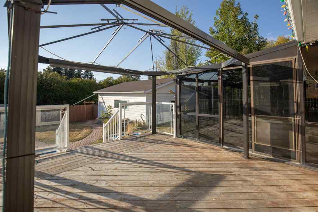 MLS® A2259846 - 29 Allan Close  in Anders Park Red Deer, Residential