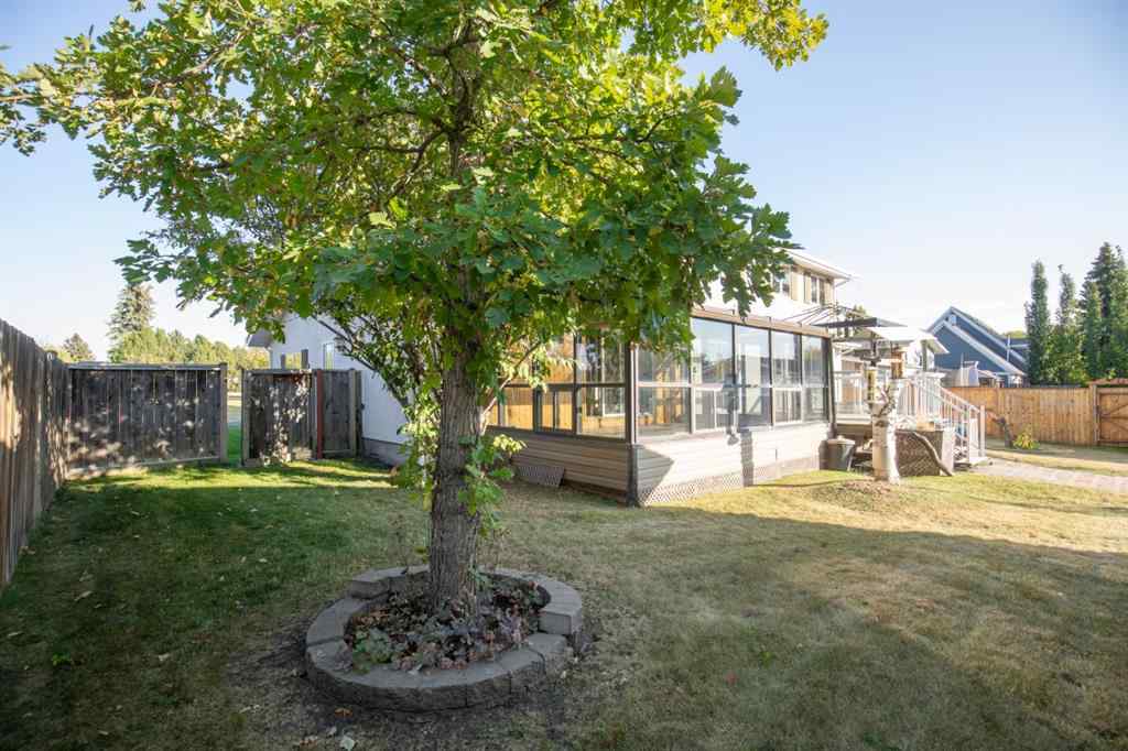 MLS® A2259846 - 29 Allan Close  in Anders Park Red Deer, Residential