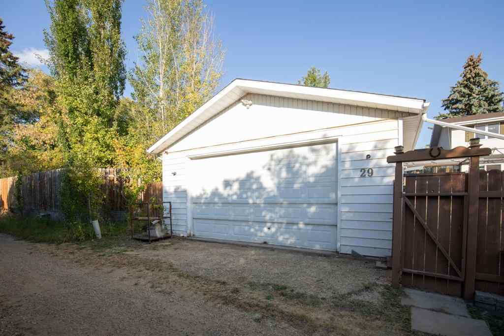 MLS® A2259846 - 29 Allan Close  in Anders Park Red Deer, Residential