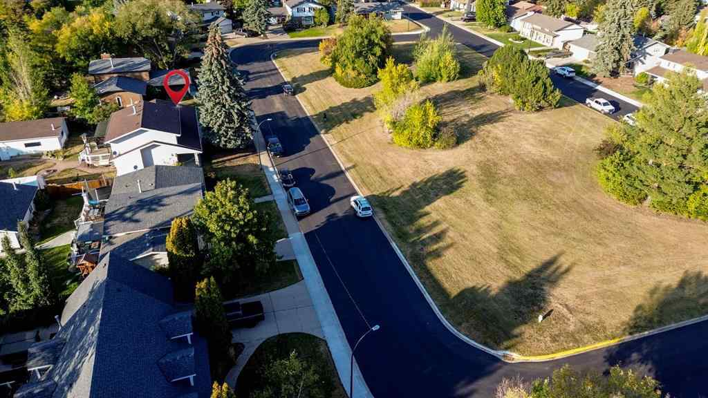 MLS® A2259846 - 29 Allan Close  in Anders Park Red Deer, Residential