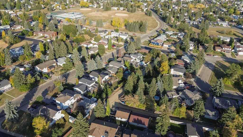 MLS® A2259846 - 29 Allan Close  in Anders Park Red Deer, Residential