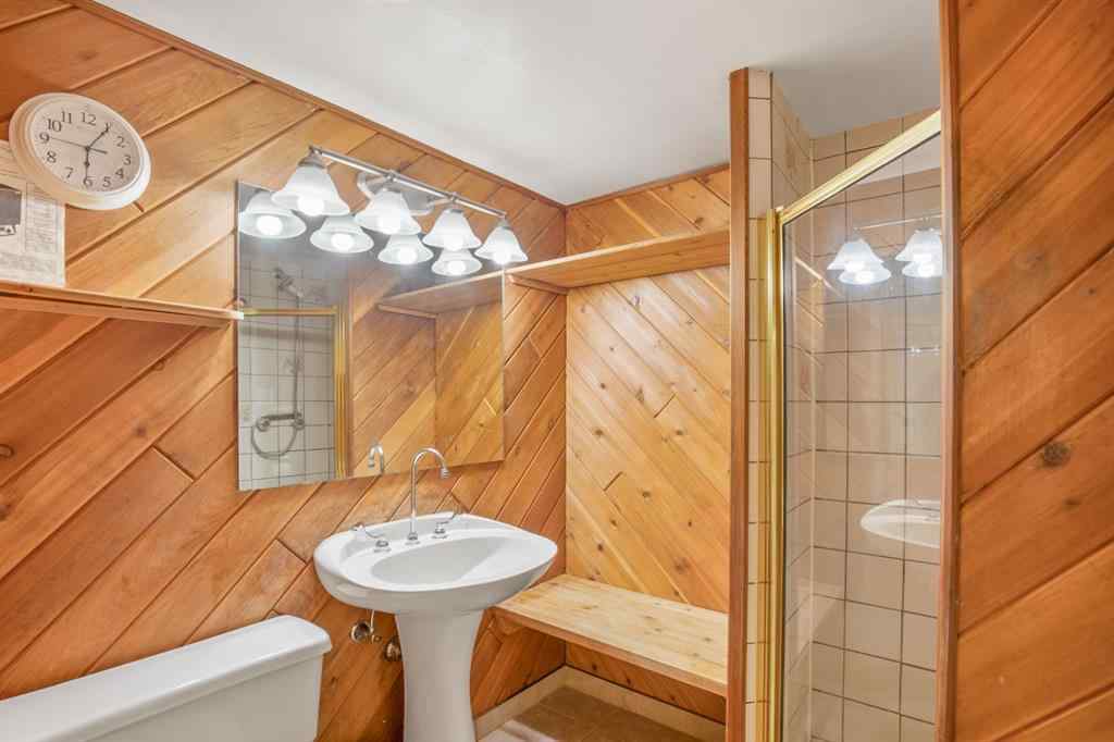 MLS® A2259846 - 29 Allan Close  in Anders Park Red Deer, Residential