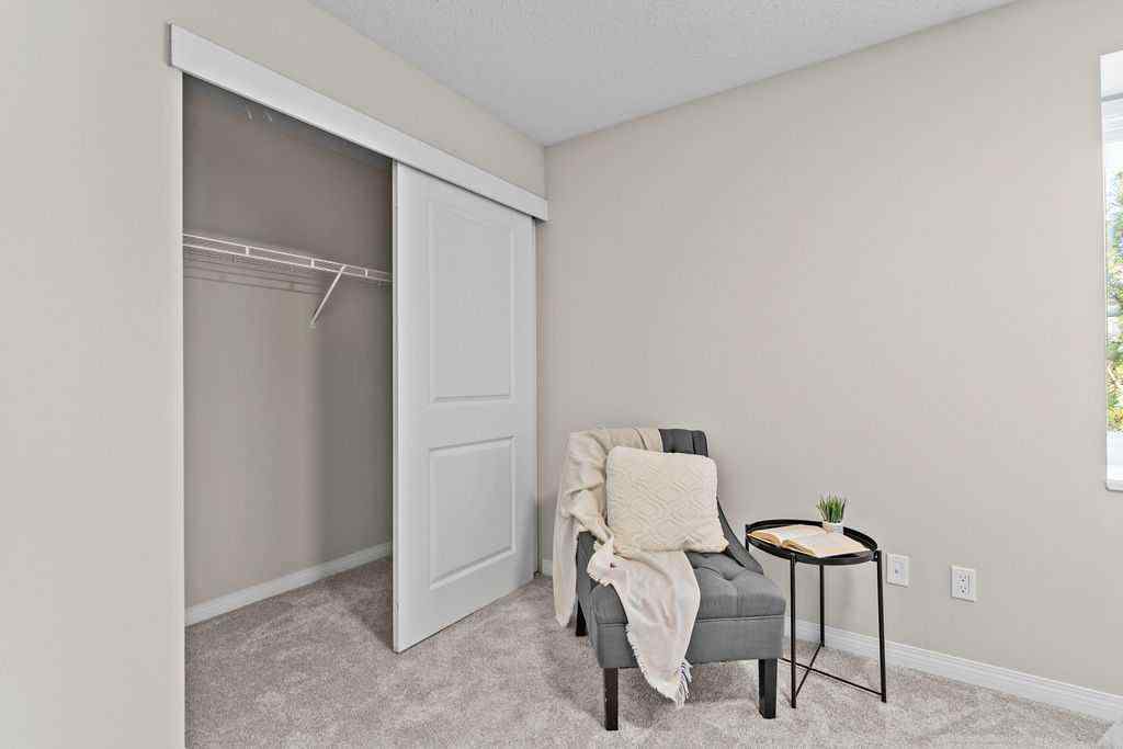 MLS® A2259852 - Unit #14 4810 40 Avenue SW in Glamorgan Calgary, Residential