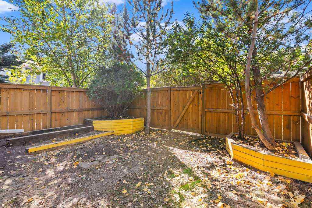 MLS® A2259852 - Unit #14 4810 40 Avenue SW in Glamorgan Calgary, Residential