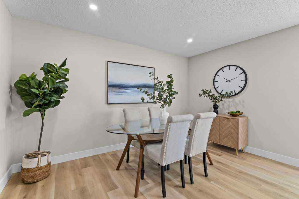 MLS® A2259852 - Unit #14 4810 40 Avenue SW in Glamorgan Calgary, Residential