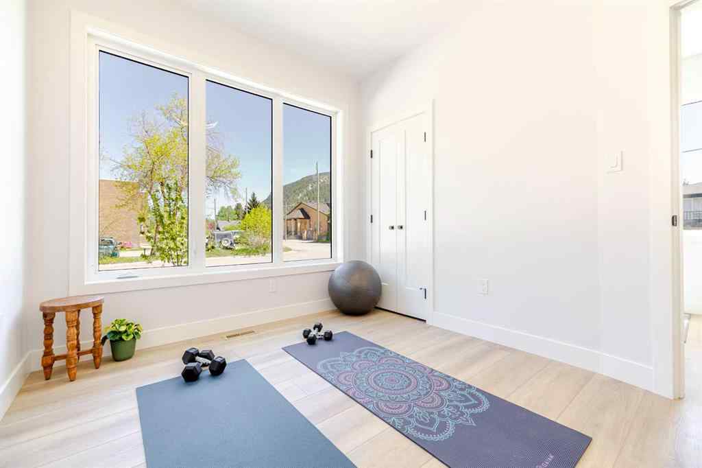 MLS® A2259868 - Unit #3 2102 131 Street  in NONE Blairmore, Residential