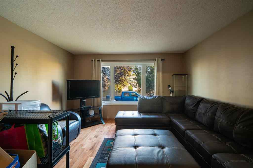 MLS® A2259870 - 14 Edgington Avenue  in Eastview Estates Red Deer, Residential
