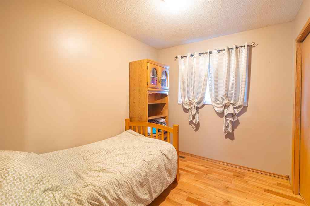 MLS® A2259870 - 14 Edgington Avenue  in Eastview Estates Red Deer, Residential