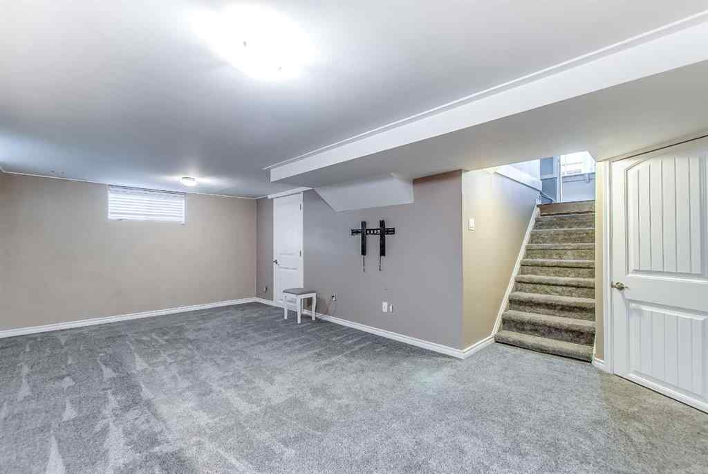 MLS® A2259875 - 226 4 Street SE in NONE Redcliff, Residential