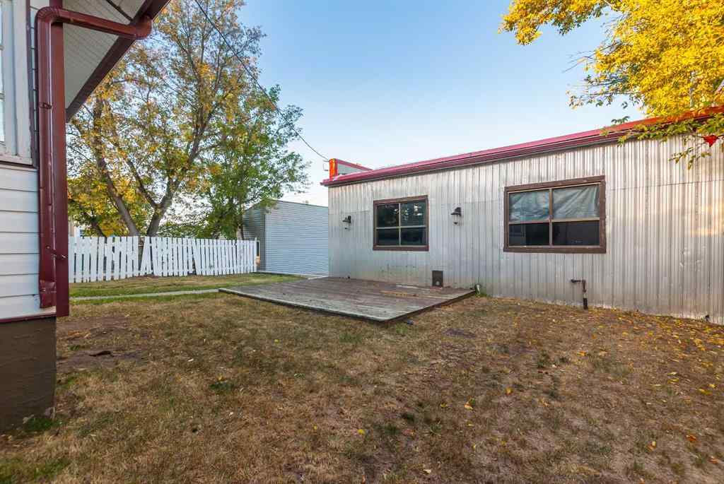 MLS® A2259875 - 226 4 Street SE in NONE Redcliff, Residential