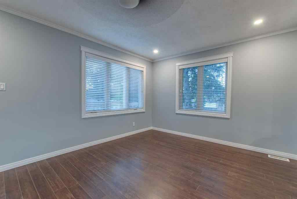 MLS® A2259875 - 226 4 Street SE in NONE Redcliff, Residential