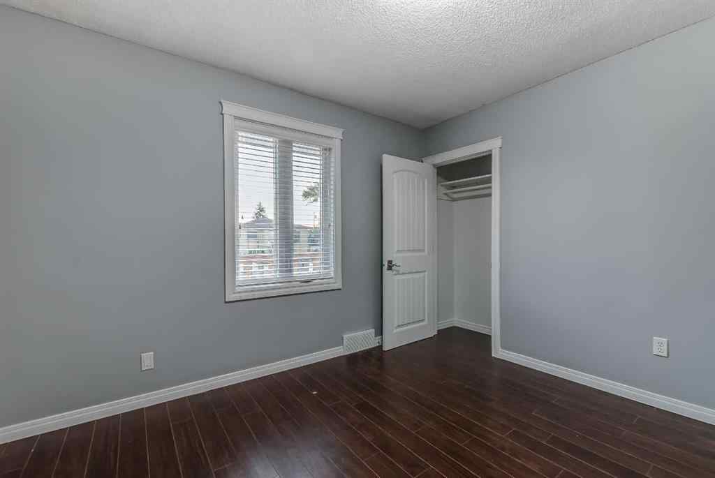 MLS® A2259875 - 226 4 Street SE in NONE Redcliff, Residential